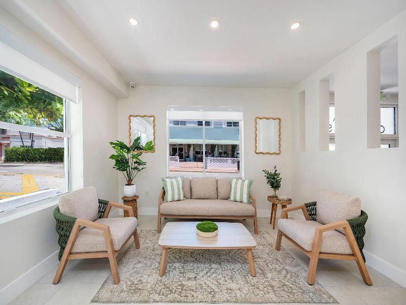 Casa Collins image