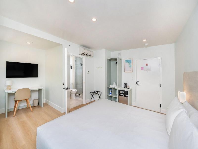 Casa Collins image