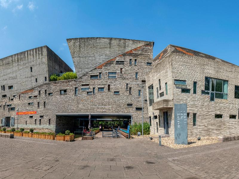 Hotel Indigo Ningbo by IHG image