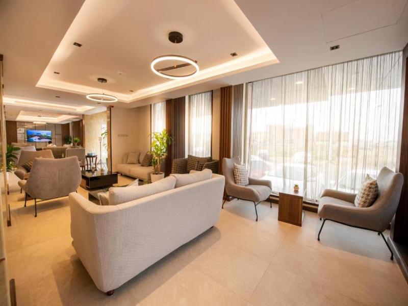 Golden Rose Hotel image