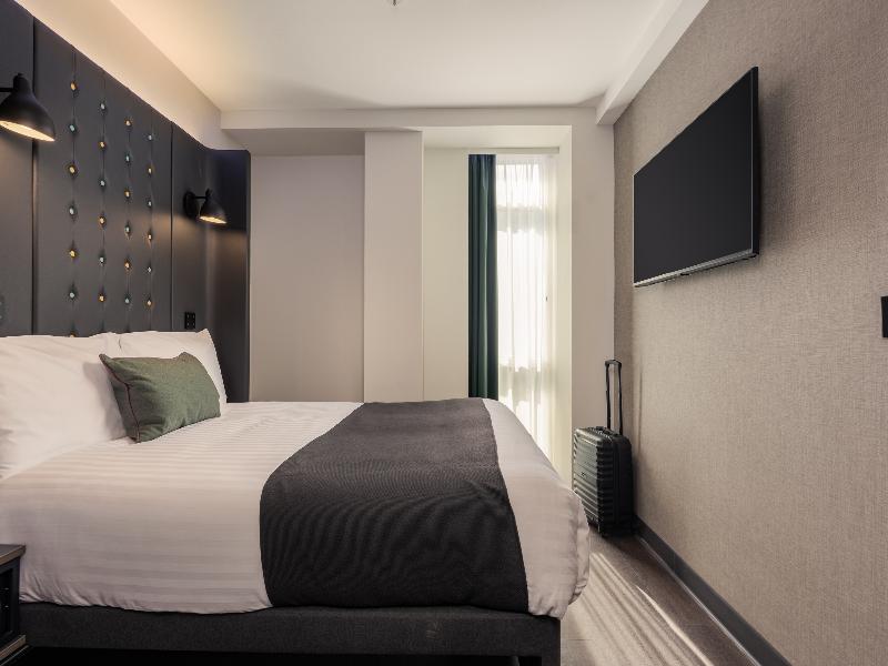 Point A Hotel Edinburgh, St Andrew Square image