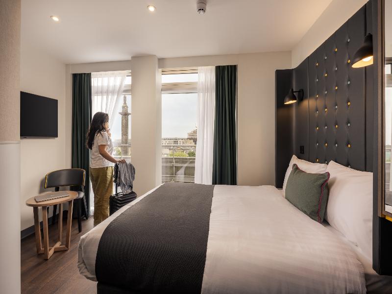 Point A Hotel Edinburgh, St Andrew Square image