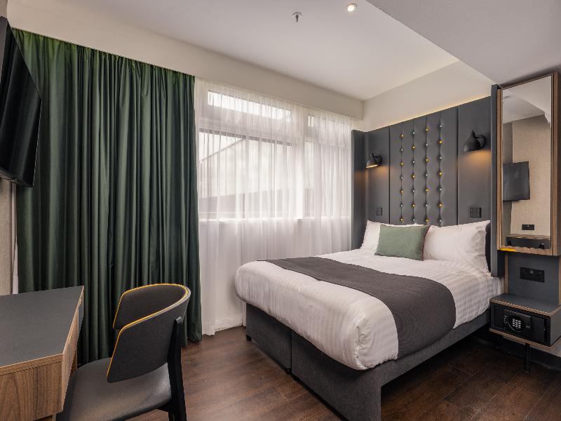 Point A Hotel Edinburgh, St Andrew Square image