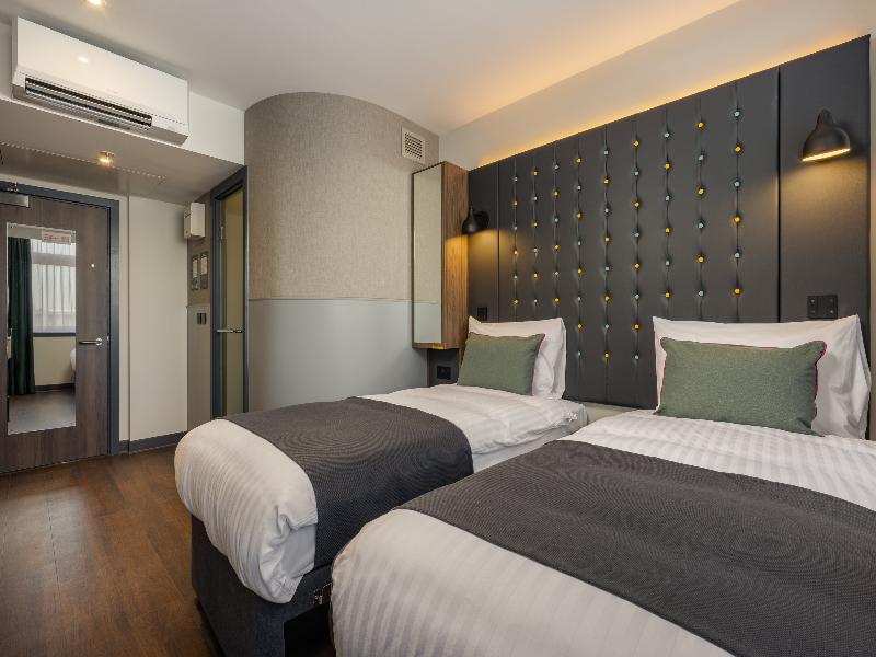 Point A Hotel Edinburgh, St Andrew Square image
