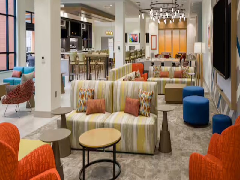 Hilton Garden Inn Kansas City Riverside image