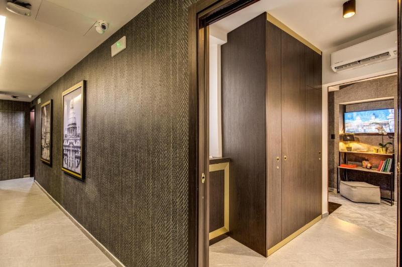 Pax Hotel image