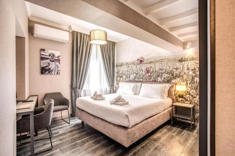 Pax Hotel image