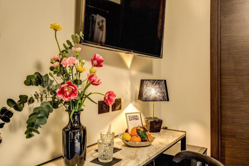 Pax Hotel image