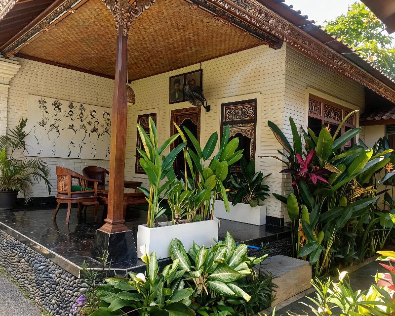 Villa Markisa image