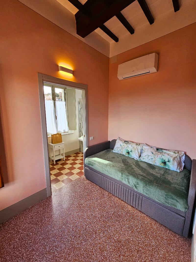 Palazzo Delle Erbe image