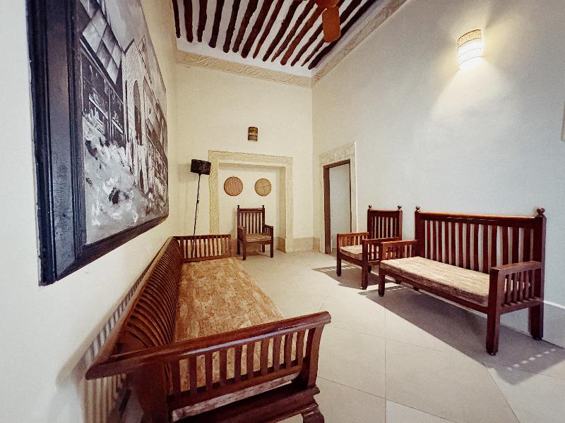 Stonetown Tides Hotel image