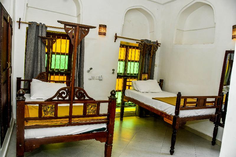 Stonetown Tides Hotel image
