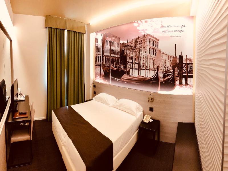 Hotiday Venezia Marco Polo image