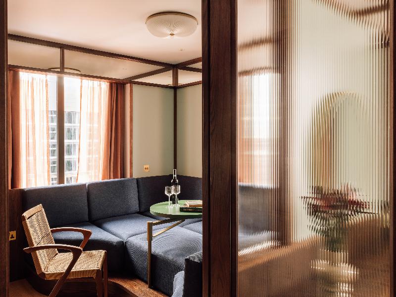 Locke London Canary Wharf image