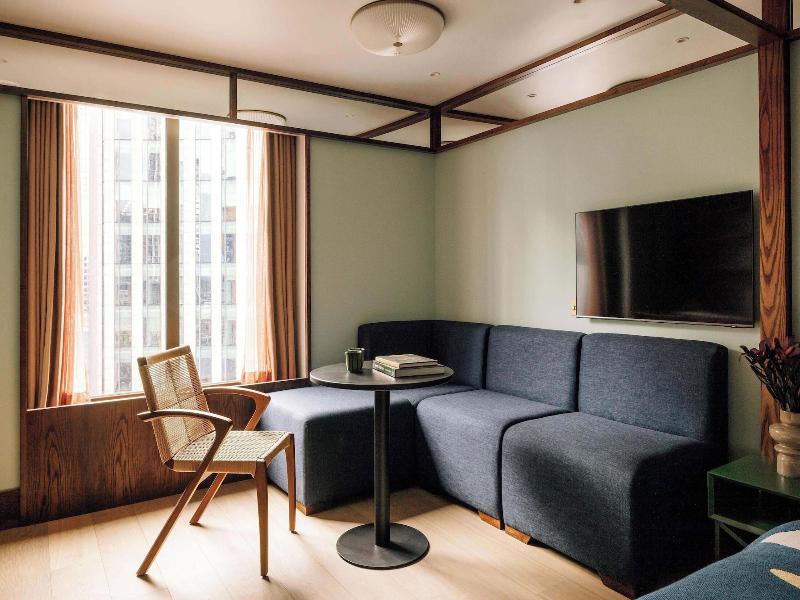 Locke London Canary Wharf — view