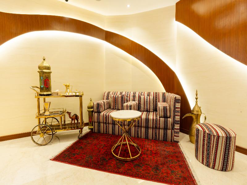 Luxe Avenue Hotel image