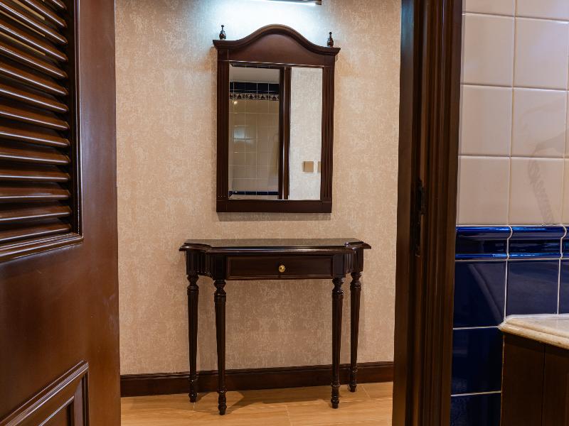 Luxe Avenue Hotel image