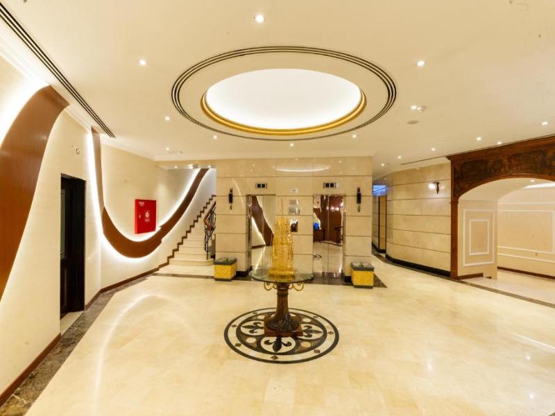 Luxe Avenue Hotel image