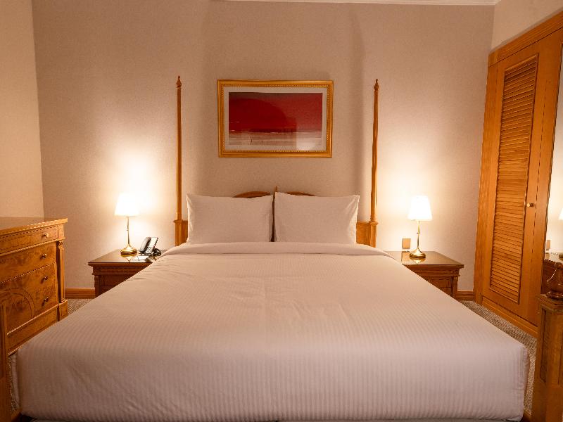 Luxe Avenue Hotel image