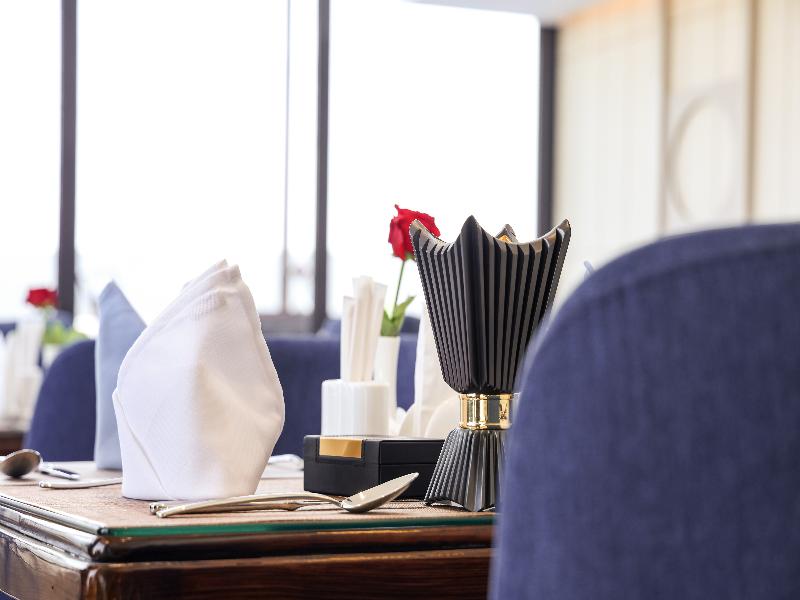 La Terrasse Hotel image