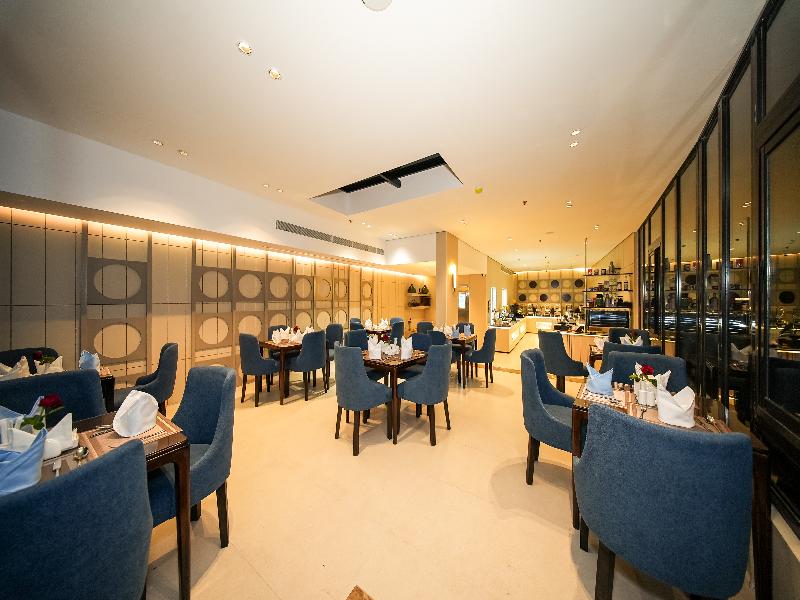 La Terrasse Hotel image