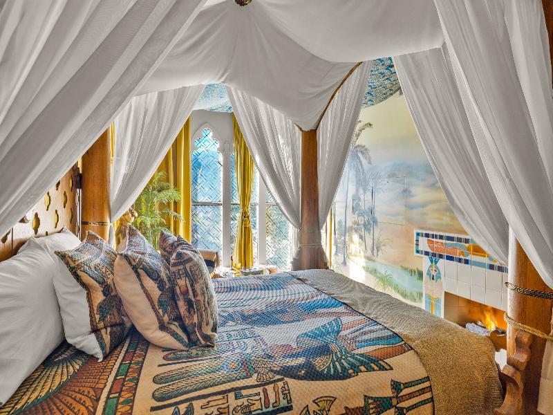 Victorian Mansion Bed & Breakfast image