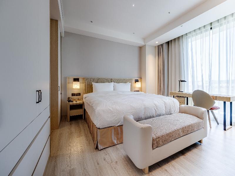 Boutech Wuri Village Hotel image