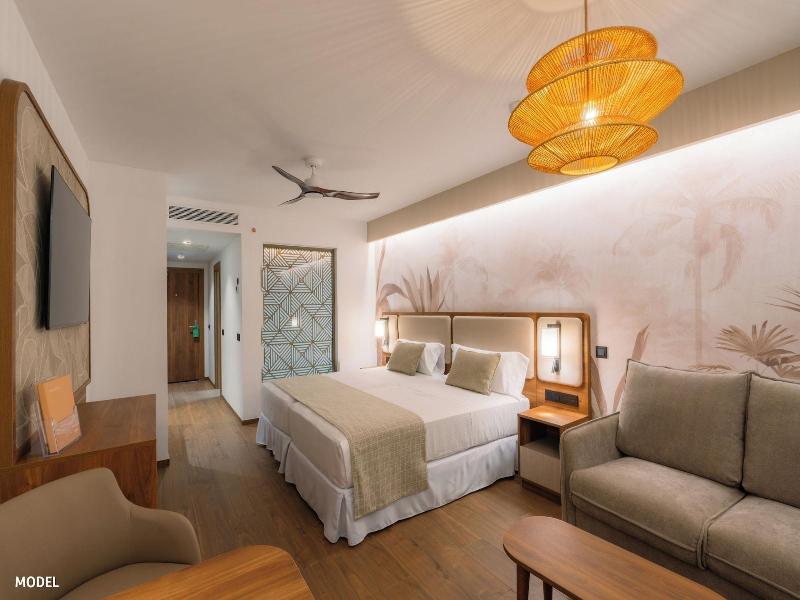 Hotel Riu Palace Phuket image