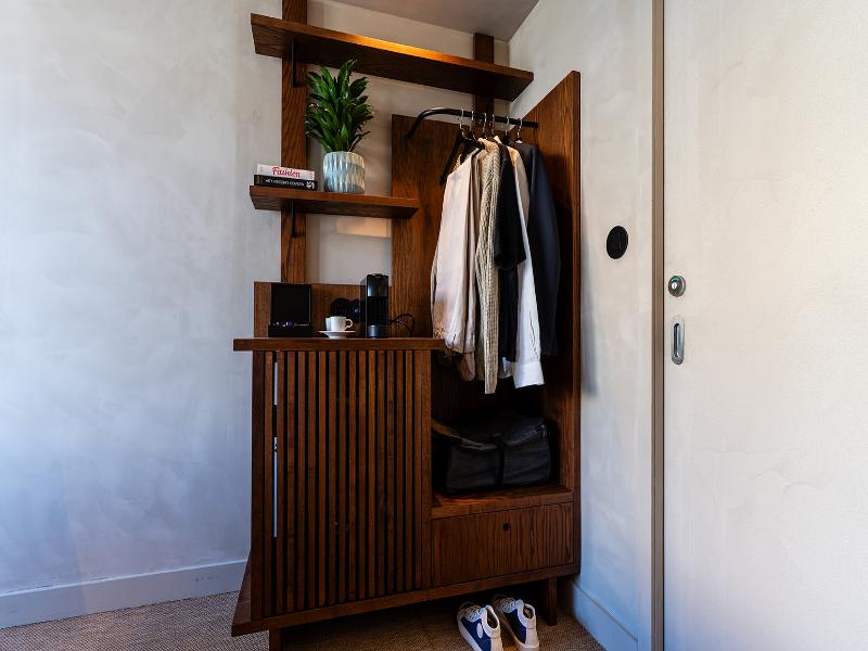 Chic&basic Tokyo Hoose image