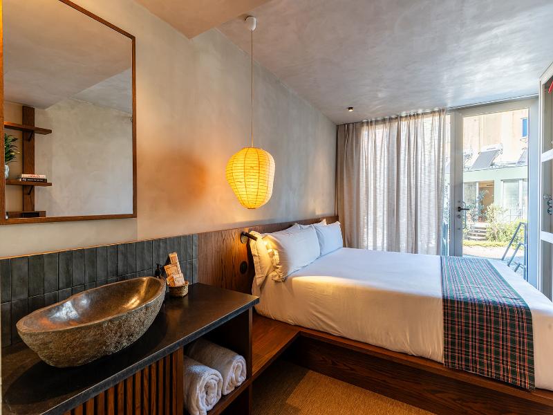 Chic&basic Tokyo Hoose image
