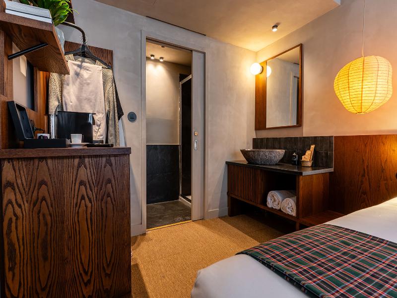 Chic&basic Tokyo Hoose image
