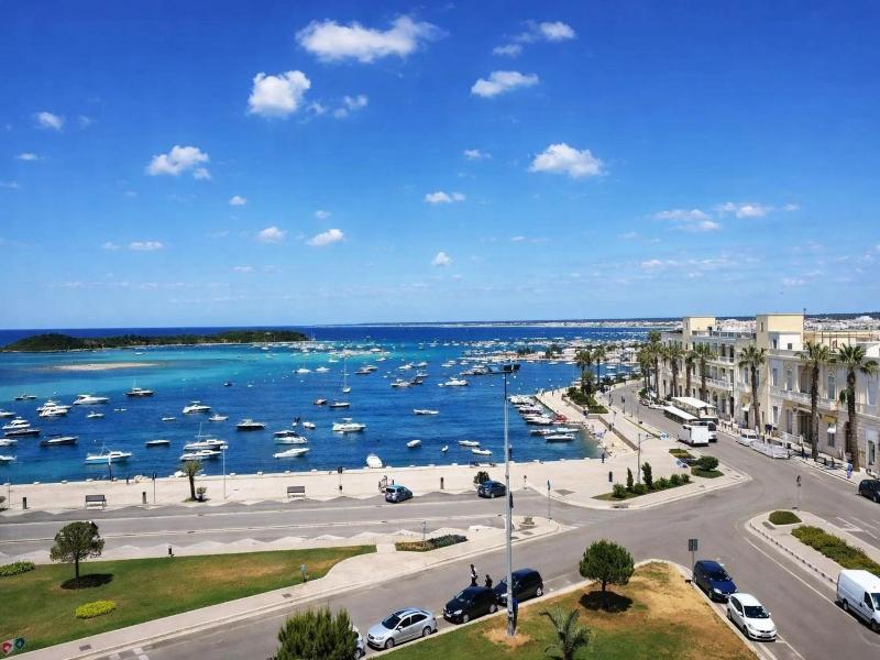 Hotiday Porto Cesareo Spiaggia image