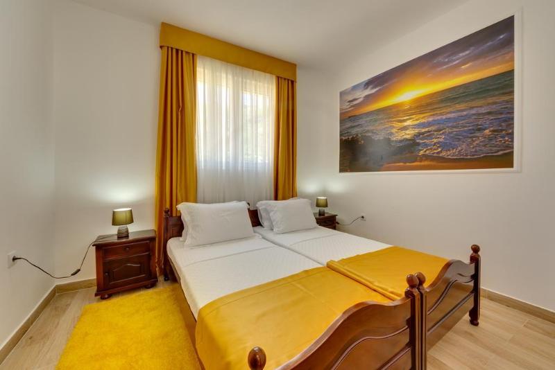 Akapulco Hotel Sutomore image