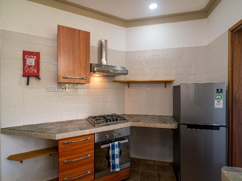 340 Degrees Mountain View Apartments image