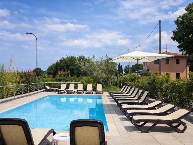 Hotiday Peschiera Frassino image