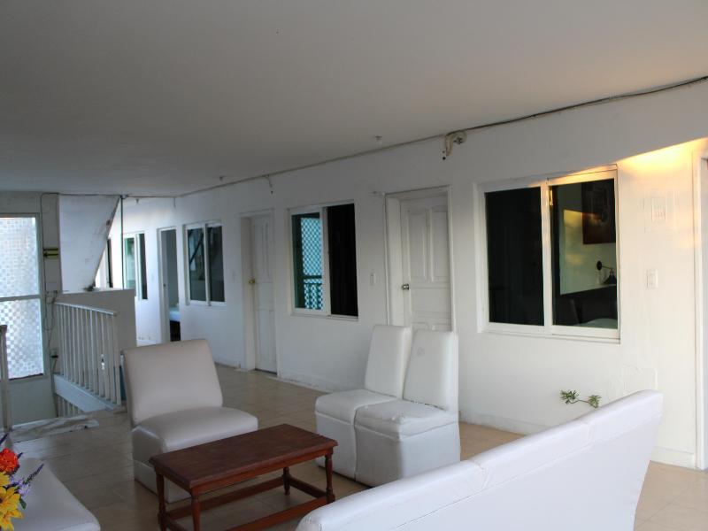 Oyo Hotel Colibri image