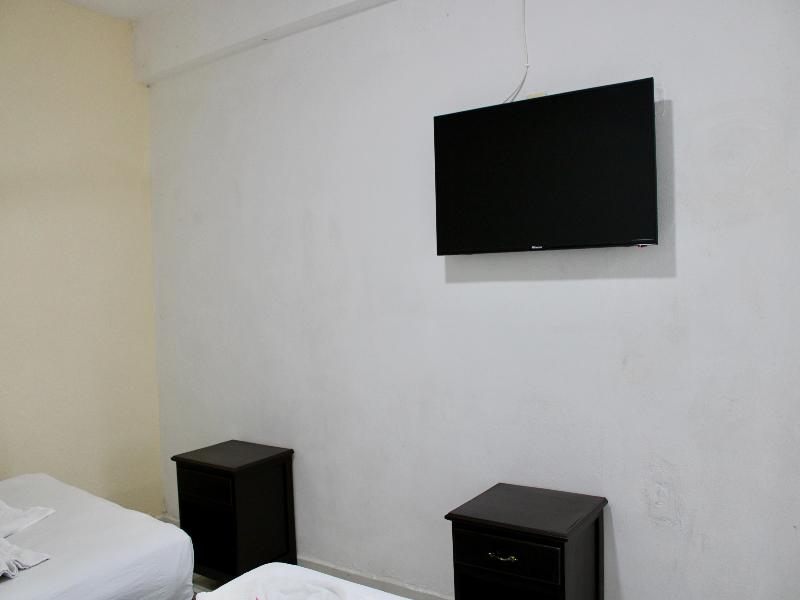 Oyo Hotel Colibri image