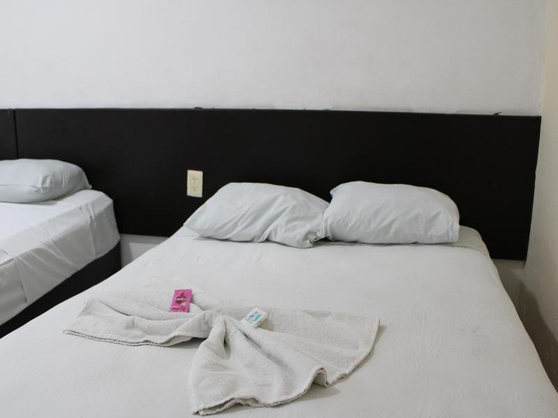 Oyo Hotel Colibri image