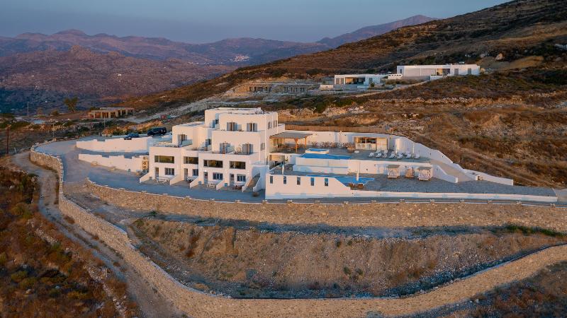 Mandilaras Village image