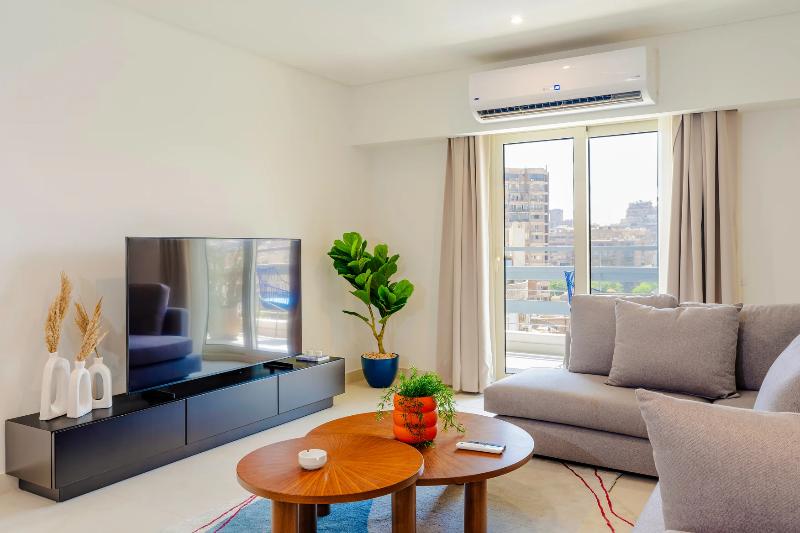 Brassbell L Zamalek L Chroma L Central Location image