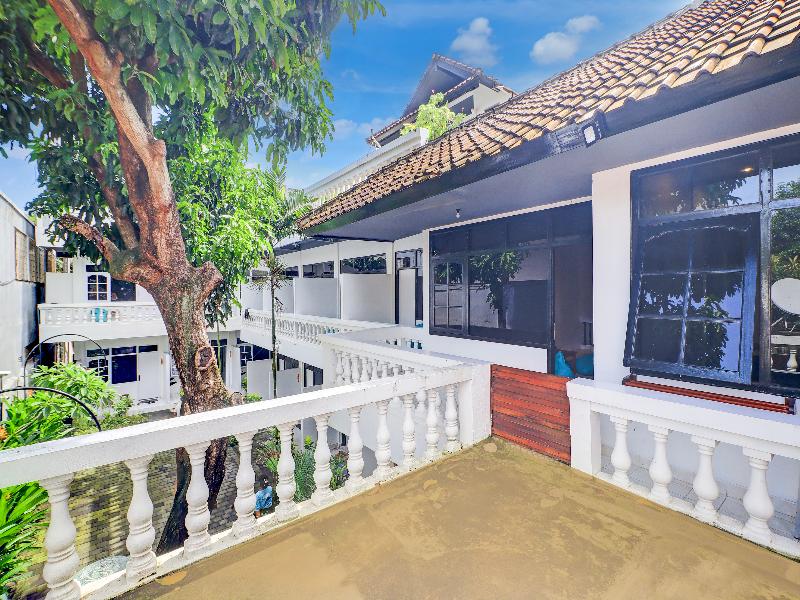 Collection O At Jalan Padma Legian Beach image