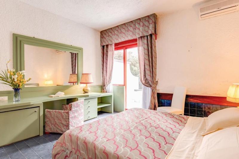 Marina Club Hotel image
