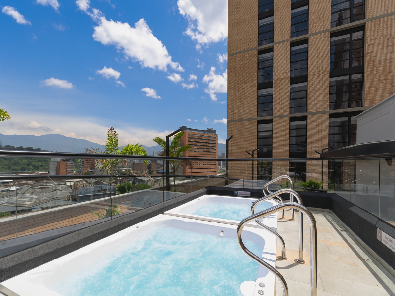 Metropolitan Living by HOUSY image