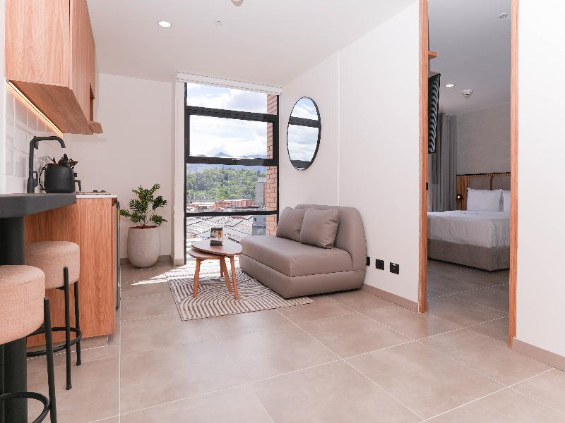 Metropolitan Living by HOUSY image