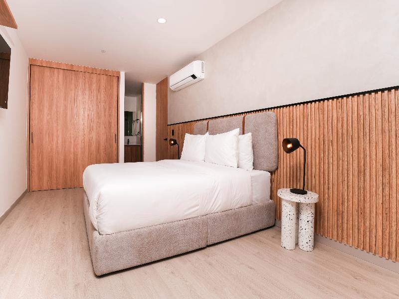 Metropolitan Living by HOUSY image