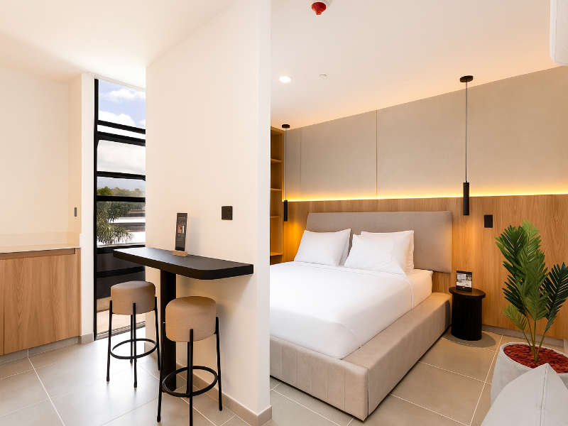 Metropolitan Living by HOUSY image