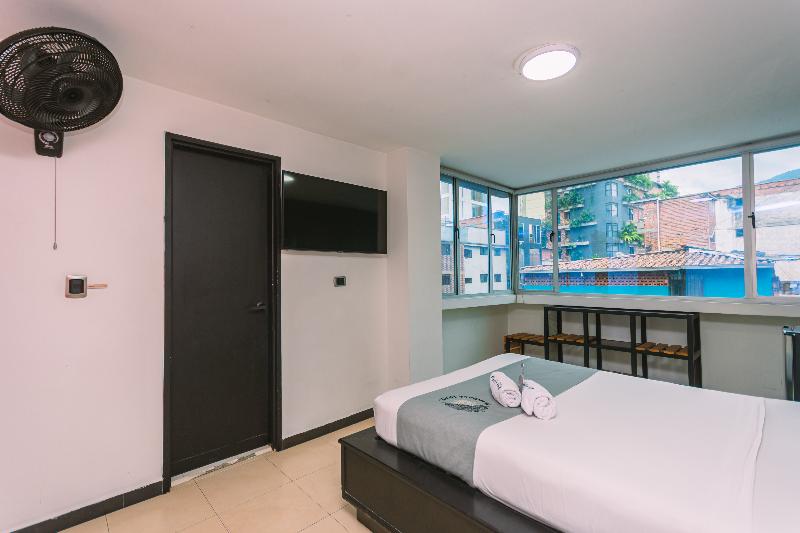 Mandala Medellín Centro By Gyc Hotels image