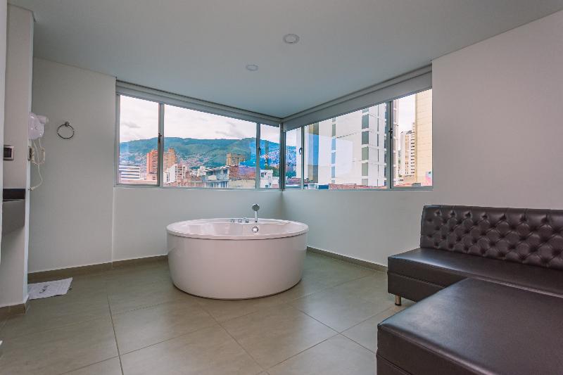 Mandala Medellín Centro By Gyc Hotels image