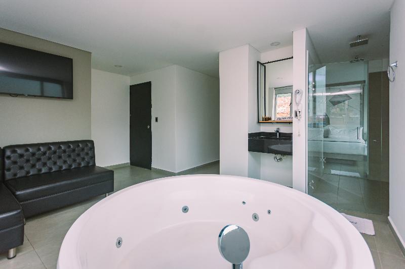 Mandala Medellín Centro By Gyc Hotels image