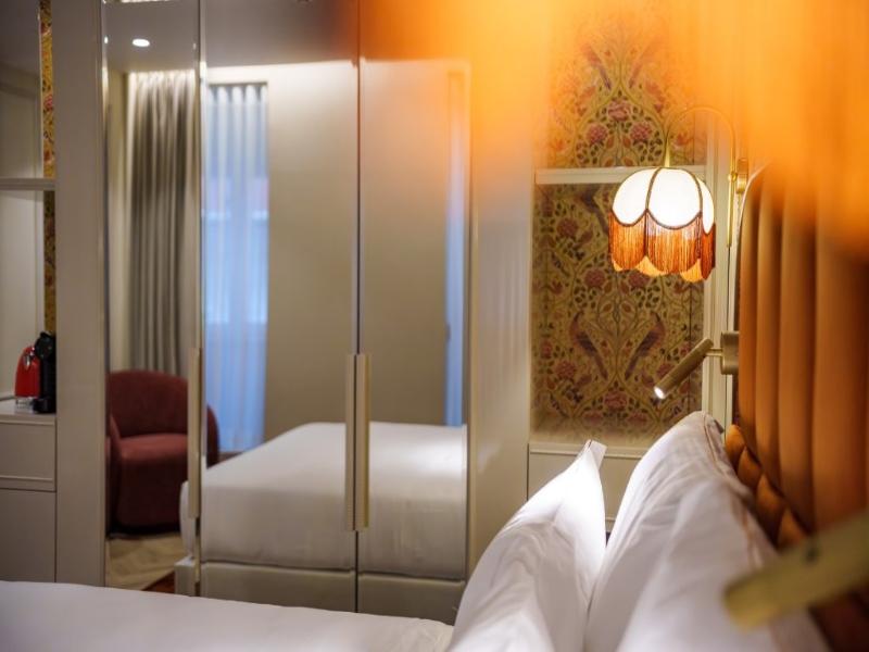 Olympia Lis Boutique Hotel image